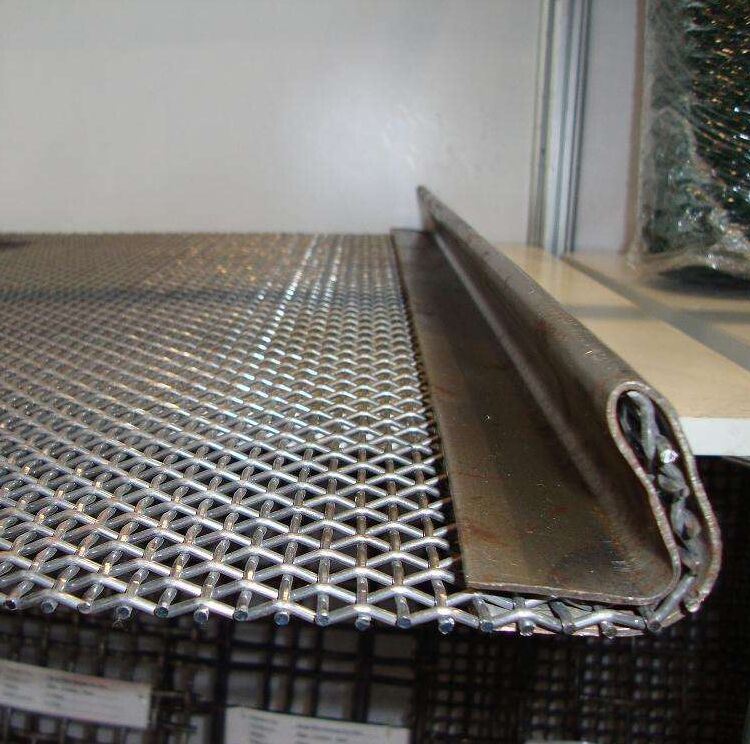 礦篩網(wǎng),鐵絲編織篩網(wǎng),鋼絲編織篩網(wǎng)http://www.tiandawujin.cn